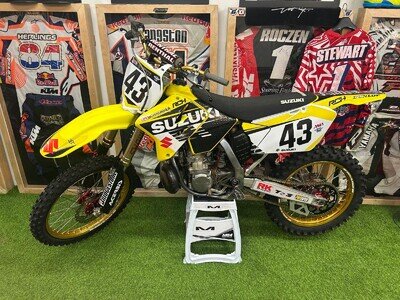 Suzuki RM 250 2005 Offroad Motocross Bike Suzuki RM 250 2005 Offroad Motocross Bike