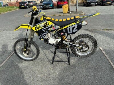 Suzuki RM85 Yellow 2004 Big Wheel Motocross Suzuki RM85 Yellow 2004 Big Wheel Motocross