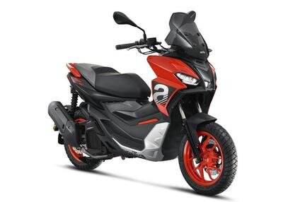 Aprilia SR GT Sport ABS 125, Saving £250 on RRP. Aprilia SR GT Sport ABS 125, Saving £250 on RRP.