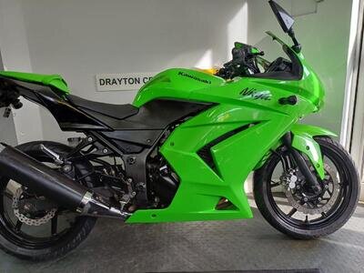 2012 Kawasaki NINJA 250 2012 Kawasaki NINJA 250