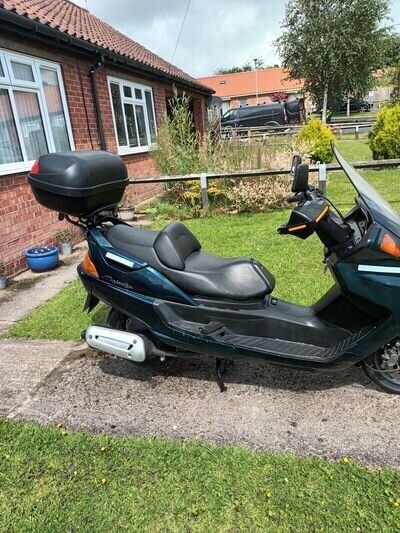 Yamaha majesty yp 250 2000 Yamaha majesty yp 250 2000