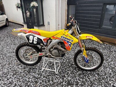 Rmz450 Motor Bike 2006 ONE OWNER COMES WILL PURCHASE RECIPT rmz crf kxf cr yz kx