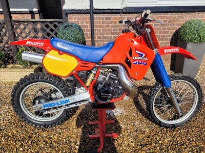 Honda Cr500 Motor Cross Bike 1985