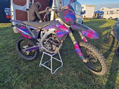 Suzuki RM-Z 250 Suzuki RM-Z 250