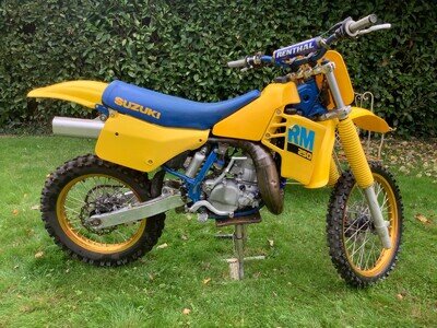 SUZUKI Rm 250 1988 model evo/ classic/show SUZUKI Rm 250 1988 model evo/ classic/show