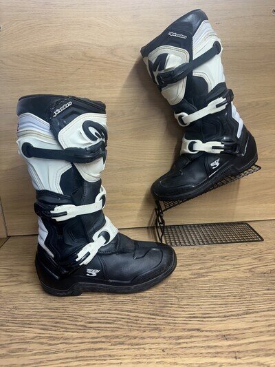 Alpinestars Tech 3 Motocross Boots - US 7 - UK 6 - EU 40 - BLACK - WHITE