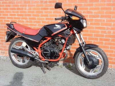 Honda VT250FD 249cc 1983 - Please watch the video Honda VT250FD 249cc 1983 - Please watch the video