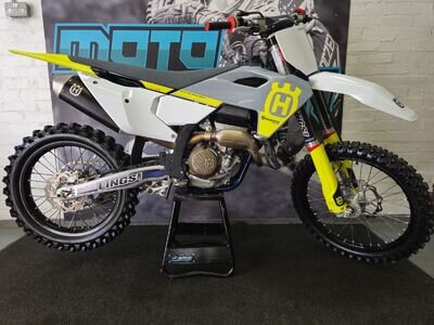 2023 Husqvarna FC250 - Low Hours - PX Welcome 2023 Husqvarna FC250 - Low Hours - PX Welcome