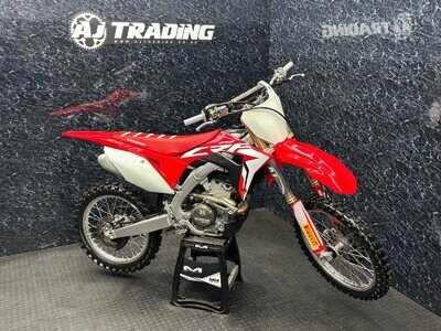 Honda CRF 250 2018 (MX / ENDURO / MOTOCROSS / DIRT BIKE) @ AJ TRADING Honda CRF 250 2018 (MX / ENDURO / MOTOCROSS / DIRT BIKE) @ AJ TRADING