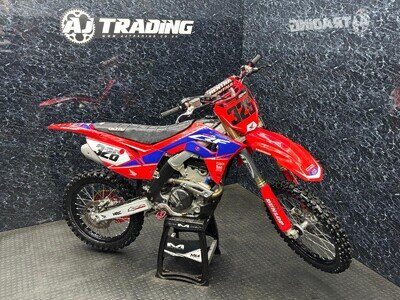 Honda CRF 250 2018 (MOTOCROSS / MX / ENDURO) @ AJ TRADING Honda CRF 250 2018 (MOTOCROSS / MX / ENDURO) @ AJ TRADING