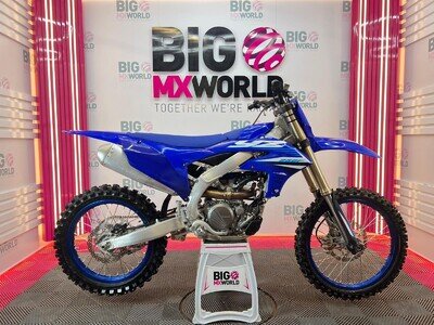 Yamaha YZF 250 2025 - Sub 5 Hours - Stock - Mint Yamaha YZF 250 2025 - Sub 5 Hours - Stock - Mint