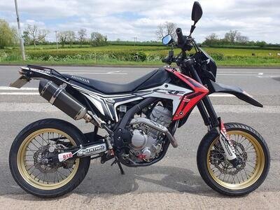 Honda CRF250M 250cc Honda CRF250M 250cc