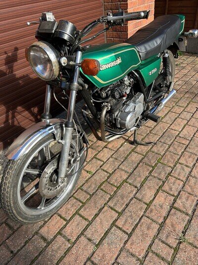 1980 Kawasaki Z250, running winter project, well worth restoring, V5 with 1 key