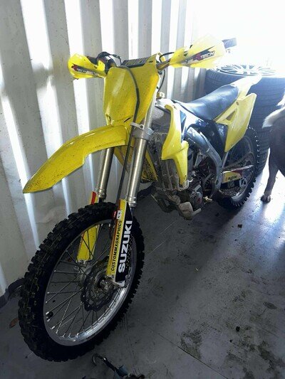 Suzuki Rmz450