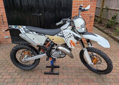 KTM 125 EXC 2010 Road Legal