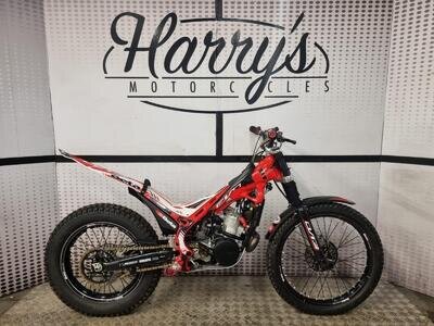 Beta EVO 250 t2 factory 2013 , road registered , trials bike Beta EVO 250 t2 factory 2013 , road registered , trials bike