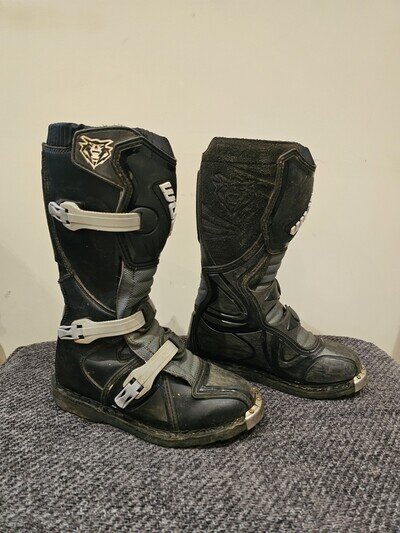 WULFSPORT Motocross MX Moto X Boots Kids Youth UK 3.5 - EU 36 MISSING STRAP