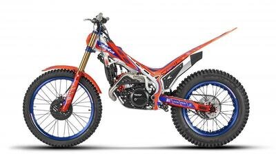 2024 BETA EVO FACTORY 250cc 2T BRAND NEW TRAILS BIKE 2024 BETA EVO FACTORY 250cc 2T BRAND NEW TRAILS BIKE