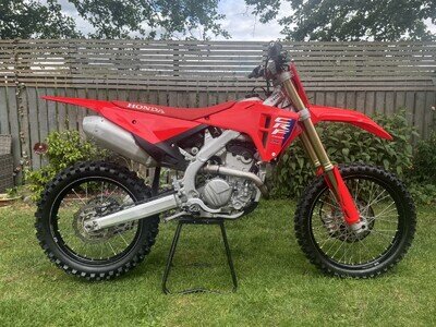Honda CRF 250 2025 - 20hours from new - Immaculate Condition