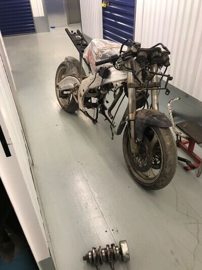 Suzuki RGV250 vj22 Suzuki RGV250 vj22
