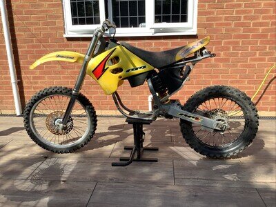 Suzuki RM 250 1993 Moto x Bike Spares Or Repair/Project