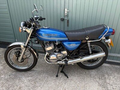 Kawasaki KH250B 1980