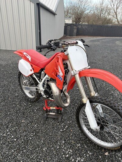 Honda Cr125 1990 restored