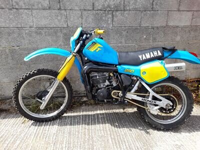 Yamaha it 250 j 1982 Yamaha it 250 j 1982