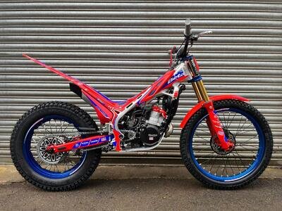 Beta Evo 250 Factory 2024 Trials Bike Beta Evo 250 Factory 2024 Trials Bike