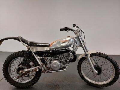 SUZUKI RL 250 1974 2 STROKE TWINSHOCK TRIALS BIKE*RESTORATION PROJECT* SUZUKI RL 250 1974 2 STROKE TWINSHOCK TRIALS BIKE*RESTORATION PROJECT*