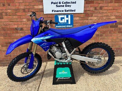 2027 YAMAHA YZ125 2 STROKE MODEL - IN STOCK NOW - OFFICIAL DEALER ESSEX, UK