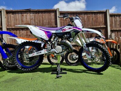 ONLY 28.1-HOURS IMMACULATE CONDITION 2024 YAMAHA YZ 125