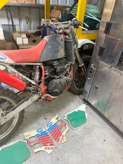 ktm 250 motocross bike 80s.. genuine barn find