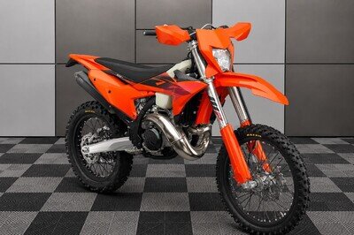 KTM EXC 300 2027 2-STROKE ENDURO BIKE BRAND NEW IN STOCK