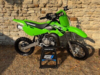 KAWASAKI KX 65 2023-LESS THAN 5 HRS USE-KIDS MOTOCROSS BIKE. YZ SX TC MX RM