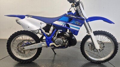 YAMAHA YZ250 2001 US IMPORT 2-STROKE MOTOCROSS BIKE*RUNS AND RIDES GOOD*