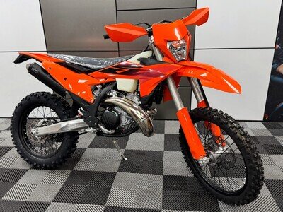 KTM EXC 300 2027 2-STROKE ENDURO BIKE BRAND NEW IN STOCK
