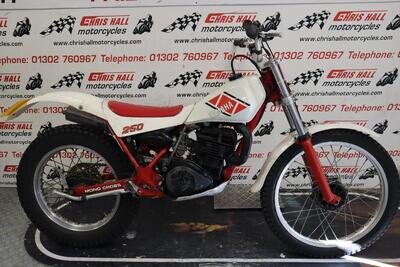 1987 Yamaha TY250S, road registered 1987 Yamaha TY250S, road registered