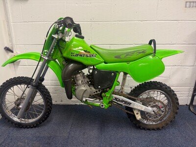 KAWASAKI KX 60 2000 MODEL. LOW HOURS, ORIGINAL COLLECTORS KIDS 2-STROKE. 125 250