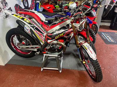TRS ONE RR 250 2T 2021 Model Trials Bike road reg VGC TRS ONE RR 250 2T 2021 Model Trials Bike road reg VGC