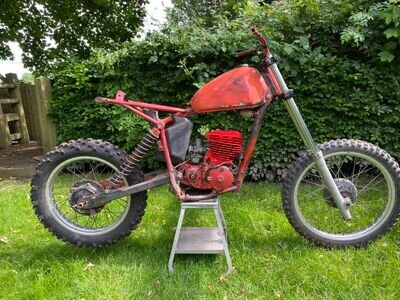 Honda cr 250 red rocket Honda cr 250 red rocket