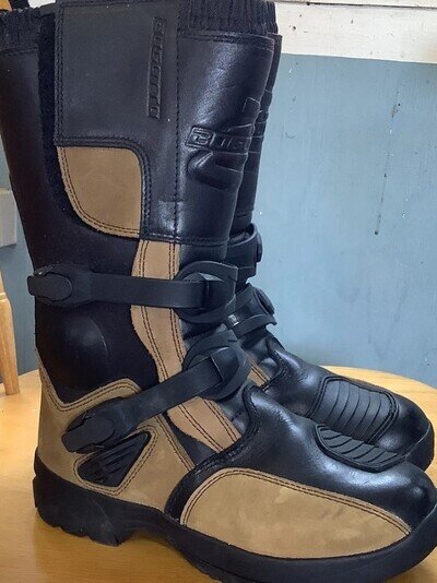 Bogotto Moto,trial,pit.green Laning.Moto Cross Motorcycle Boots ,New.5.5 Uk