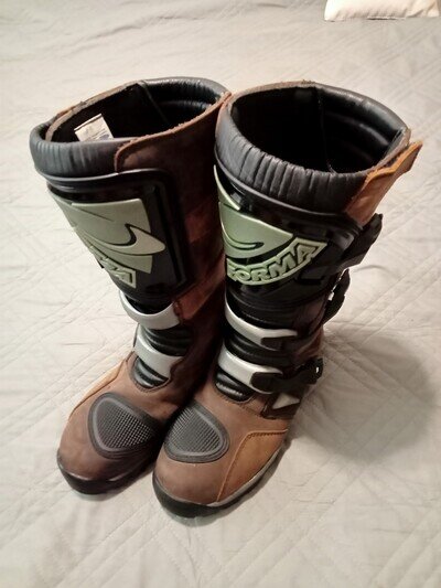 Near Mint Forma Tall Brown Leather Waterproof Adventure Boots UK 9 EU 43 Rrp£250