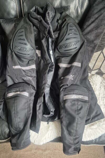 RST ADVENTURE X JACKET 48 & TROUSERS 38
