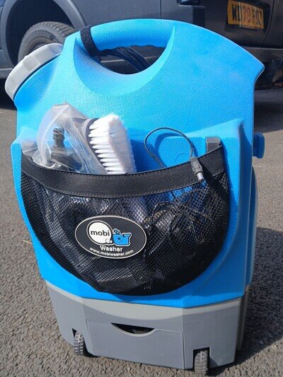 Mobi V-17 Portable Rechargeable Bike/Dog Pressure Washer