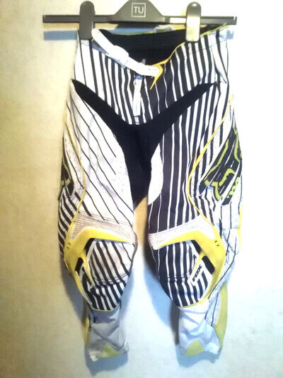 Kids motocross kit clothing FOX RACE PANTS USED SIZE 24.