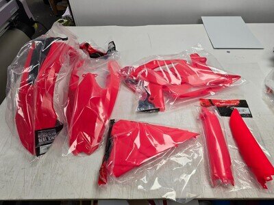 Beta Plastics Kit RR Enduro models 2018 ONLY Red 91554 Polisport