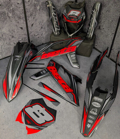 Plastics + Graphics Beta RR 2020 2021 2022 decals applied