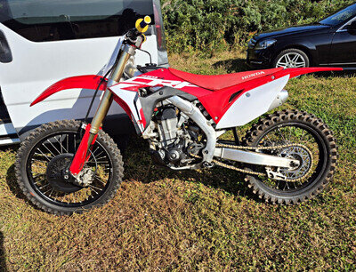 2020 Honda CRF450R Motocross Bike