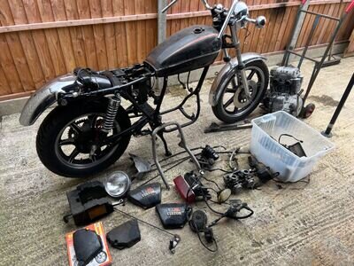YAMAHA XS250 1980’s bike YAMAHA XS250 1980’s bike